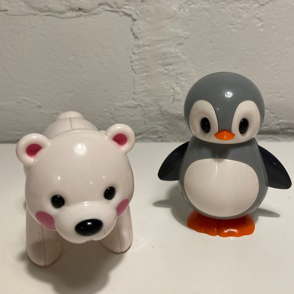 Tolo toys polar bear and penguin